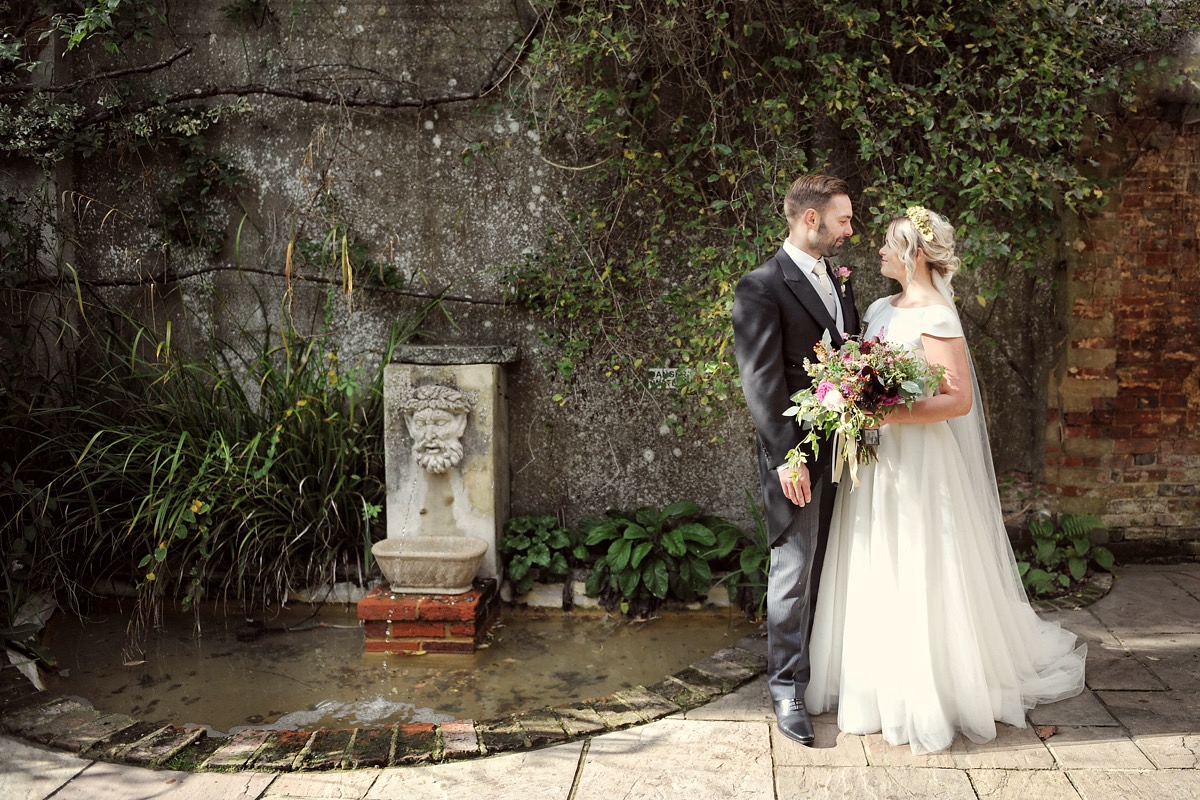 karen willis holmes bride 43 - Bridal Separates by Karen Willis Holmes for 'Classic with a Modern Twist' Wedding karen willis holmes bride 43