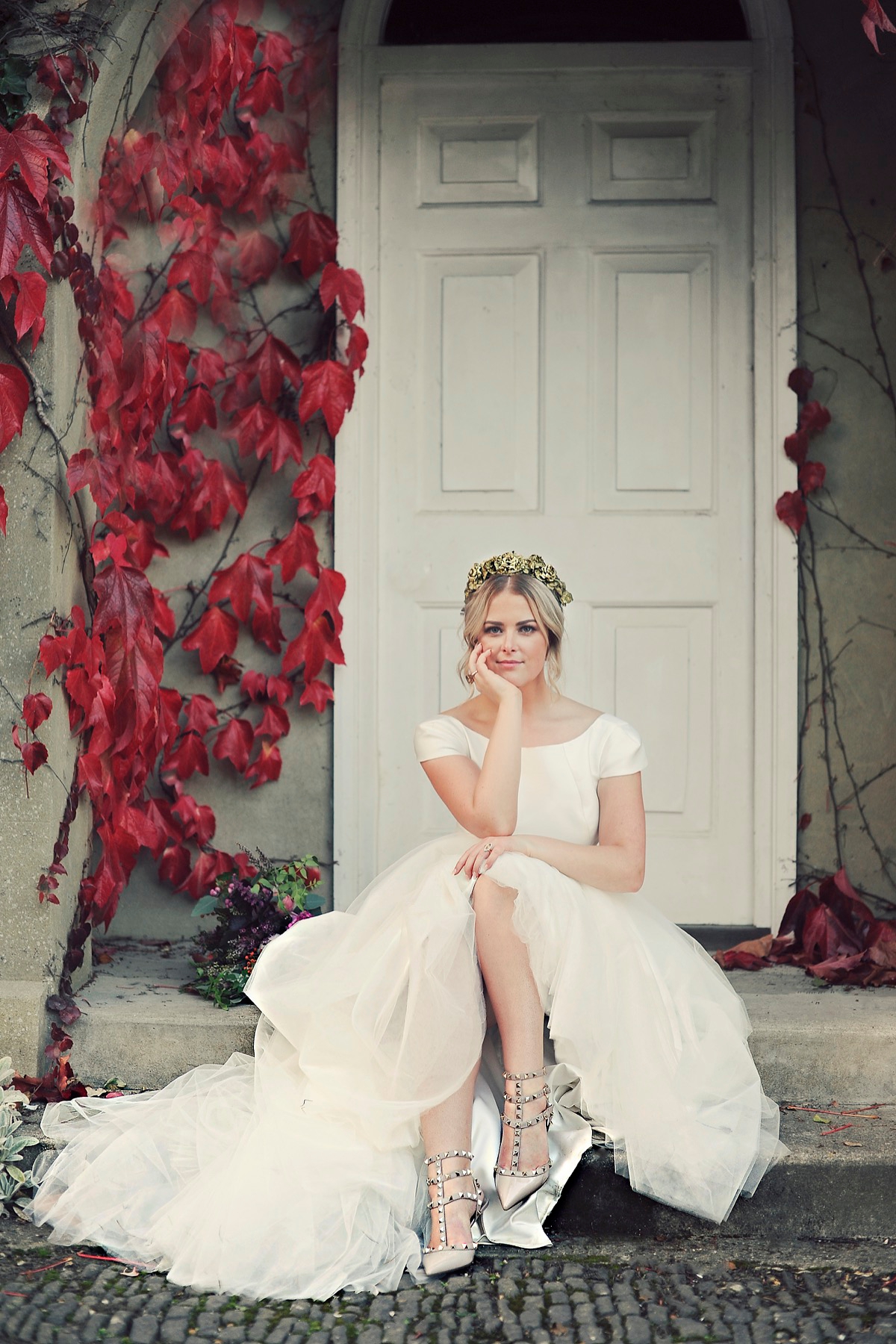 karen willis holmes bride 66 - Bridal Separates by Karen Willis Holmes for 'Classic with a Modern Twist' Wedding karen willis holmes bride 66
