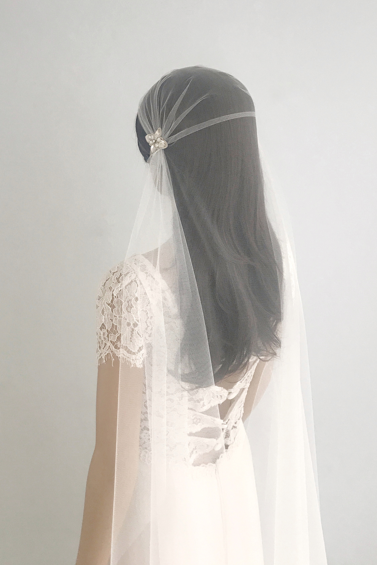 Juliet cap wedding veil with embellishment 1