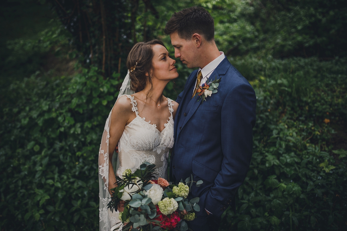 claire pettibone spring marquee wedding 49