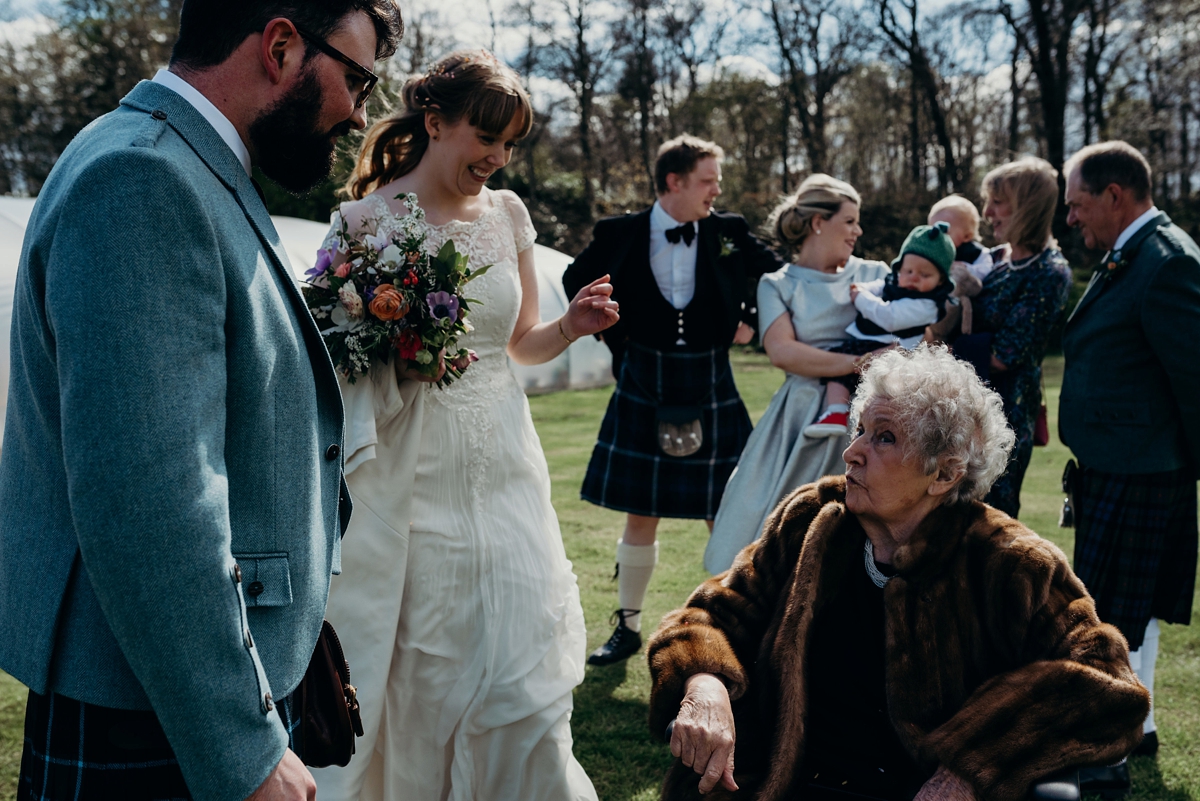 raimon bundo floral scottish wedding 12