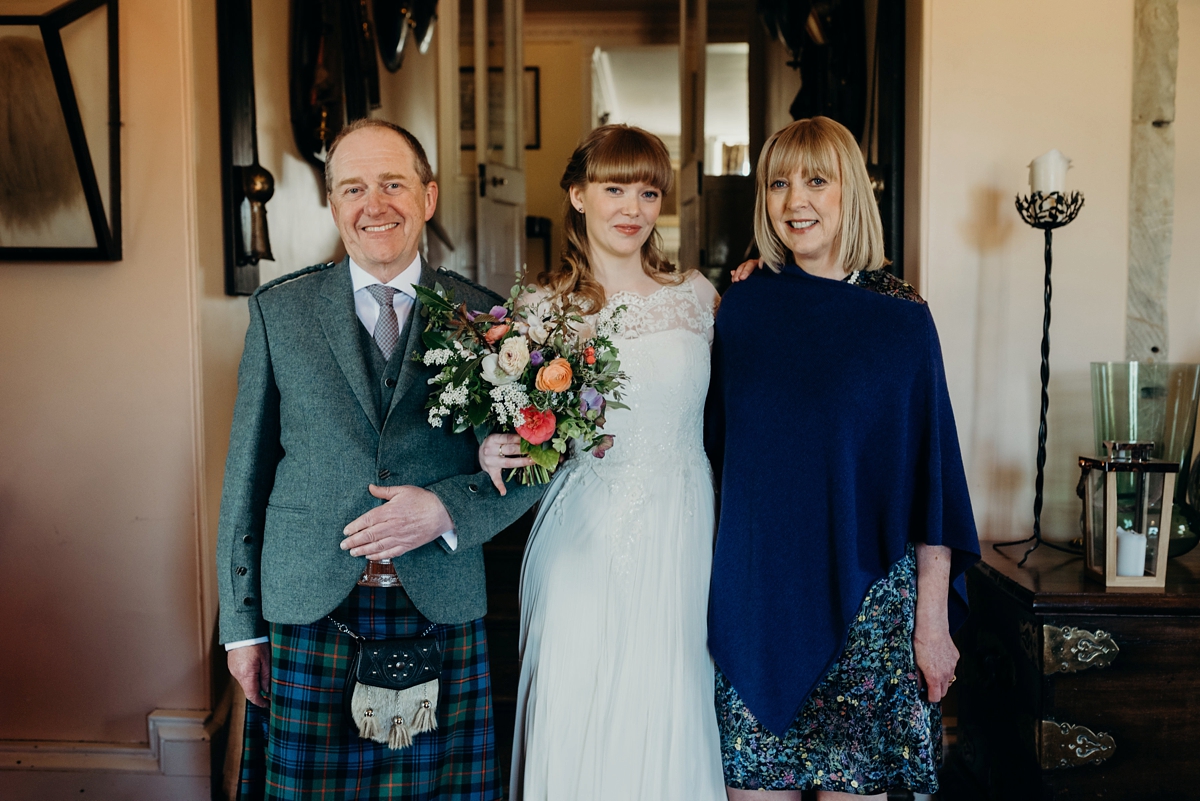 raimon bundo floral scottish wedding 34