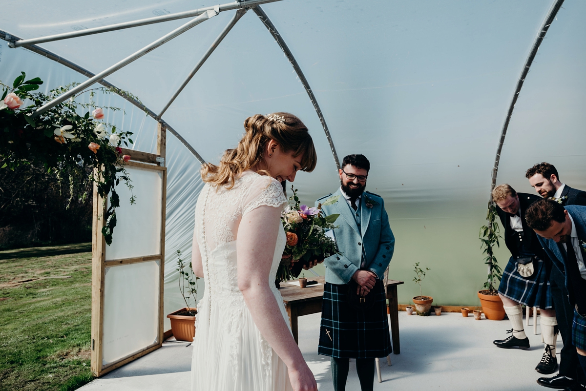 raimon bundo floral scottish wedding 39