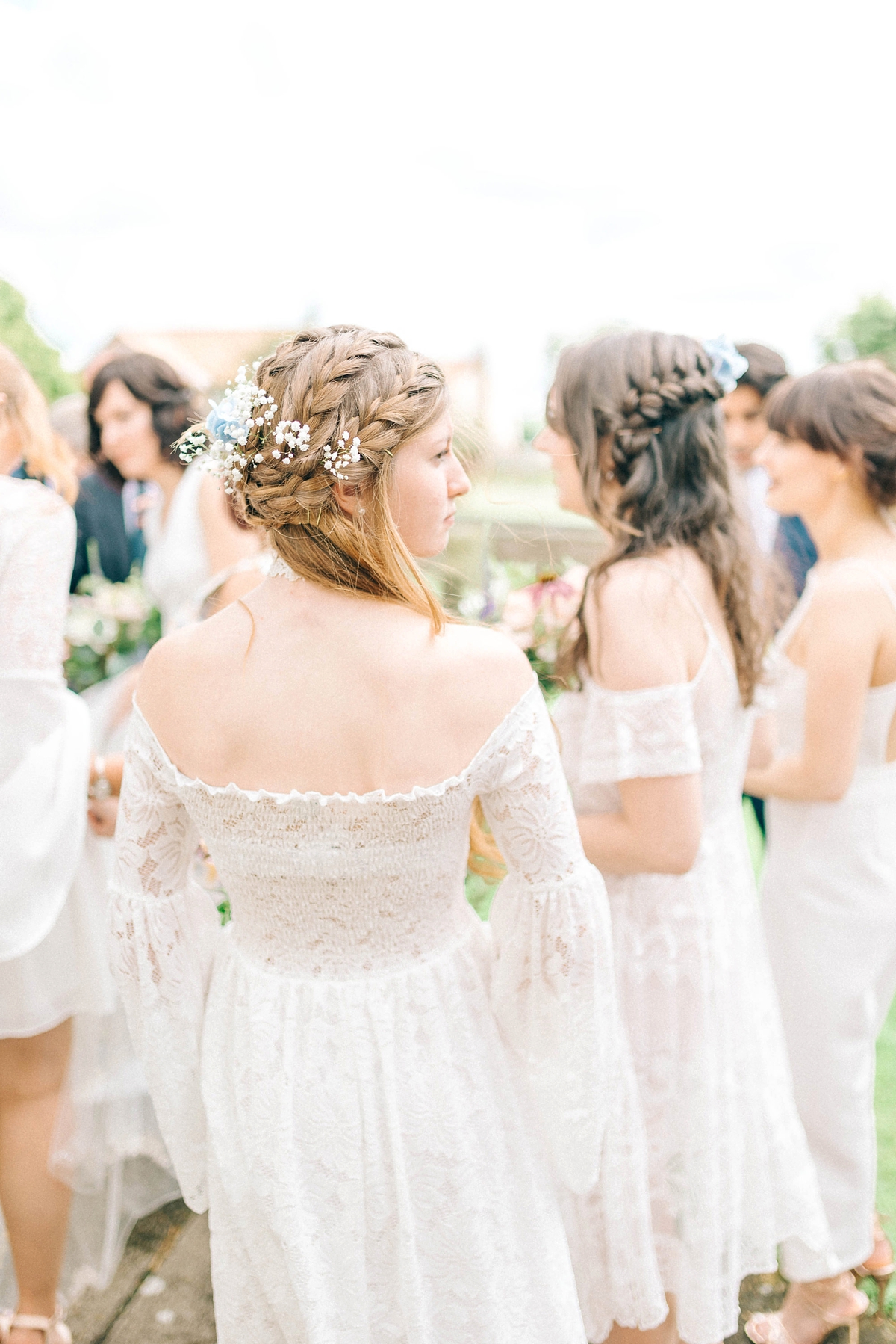 eden claire pettibone delightful village hall wedding 41