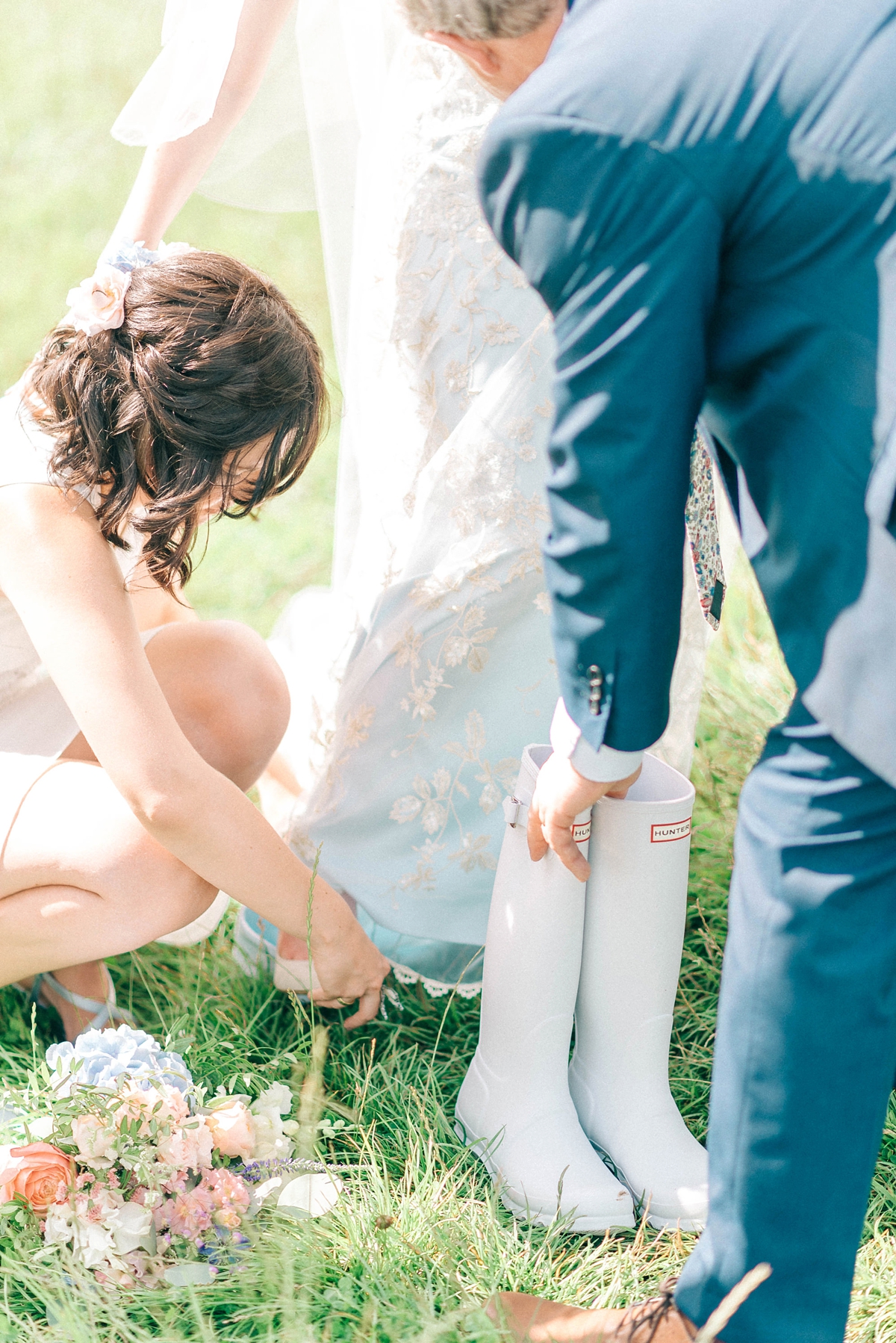 eden claire pettibone delightful village hall wedding 64