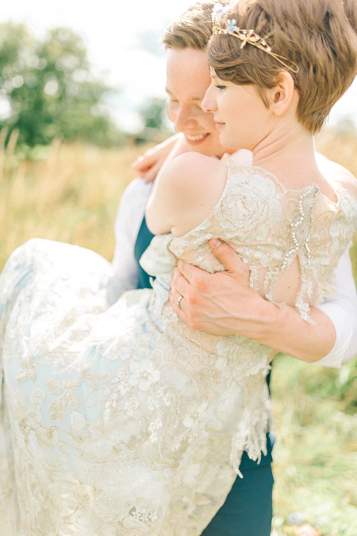 eden claire pettibone delightful village hall wedding 81