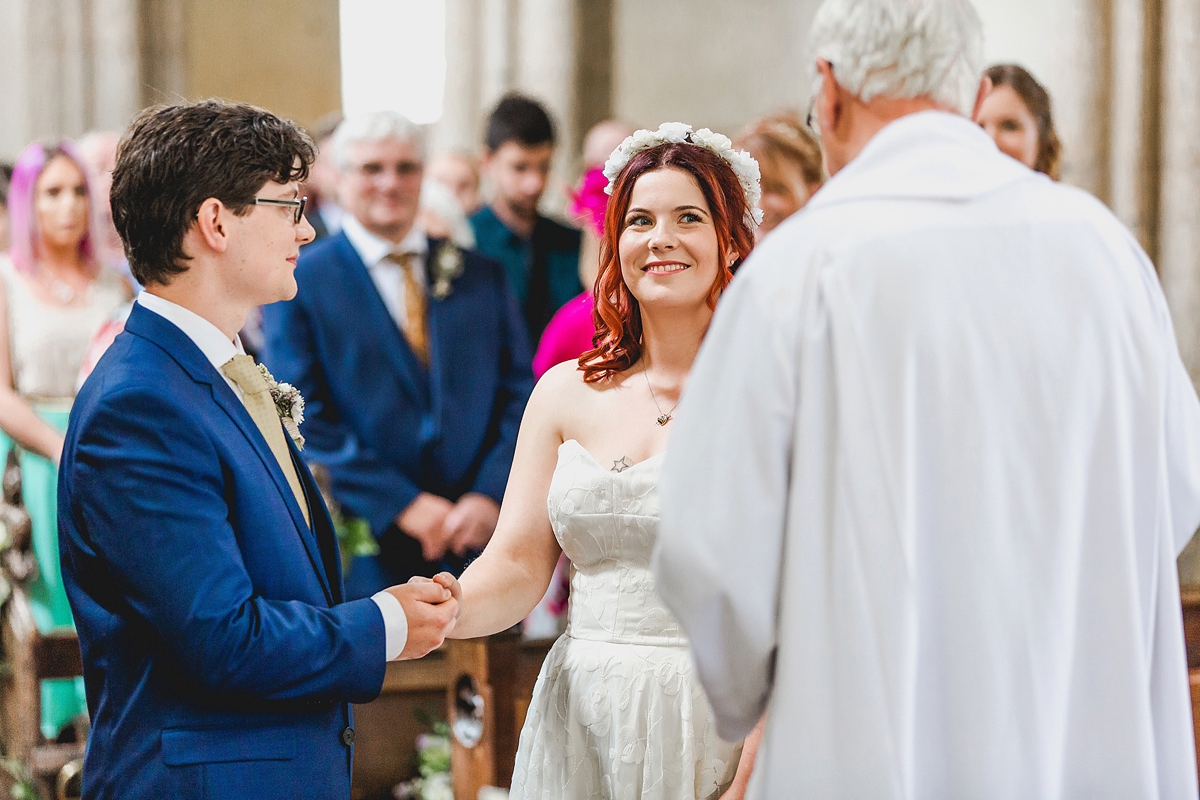 halfpenny london bride fun tipi wedding 17