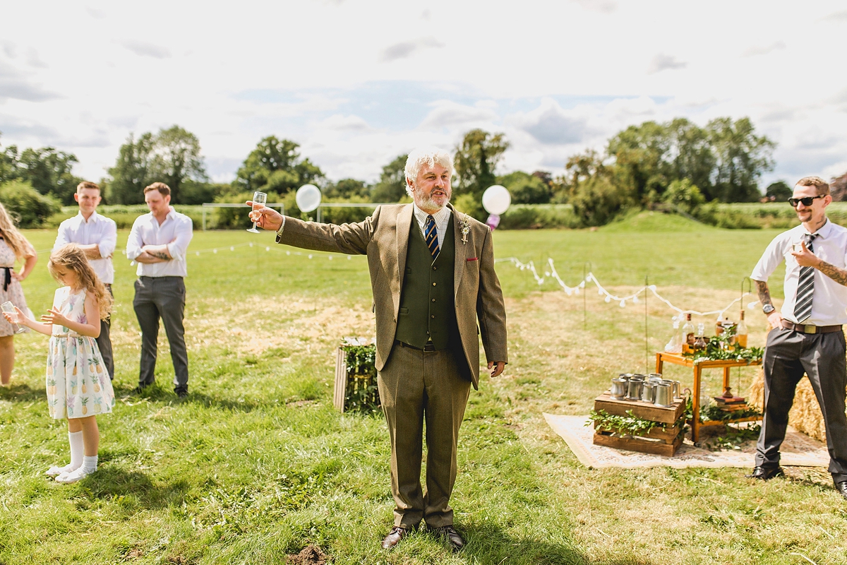 halfpenny london bride fun tipi wedding 32