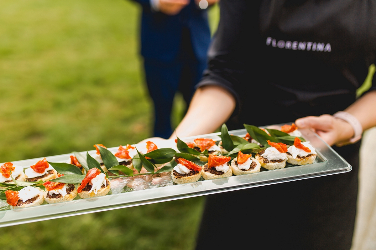 halfpenny london bride fun tipi wedding 33