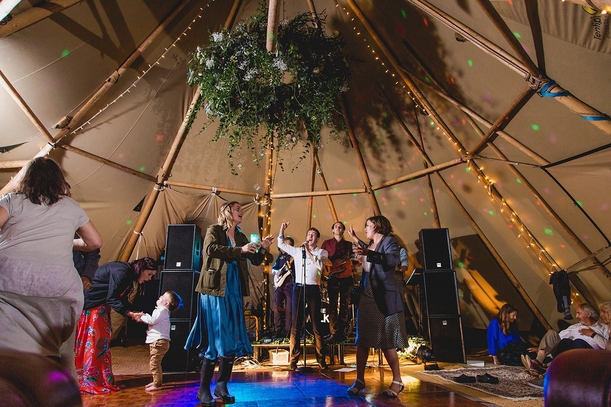 halfpenny london bride fun tipi wedding 59