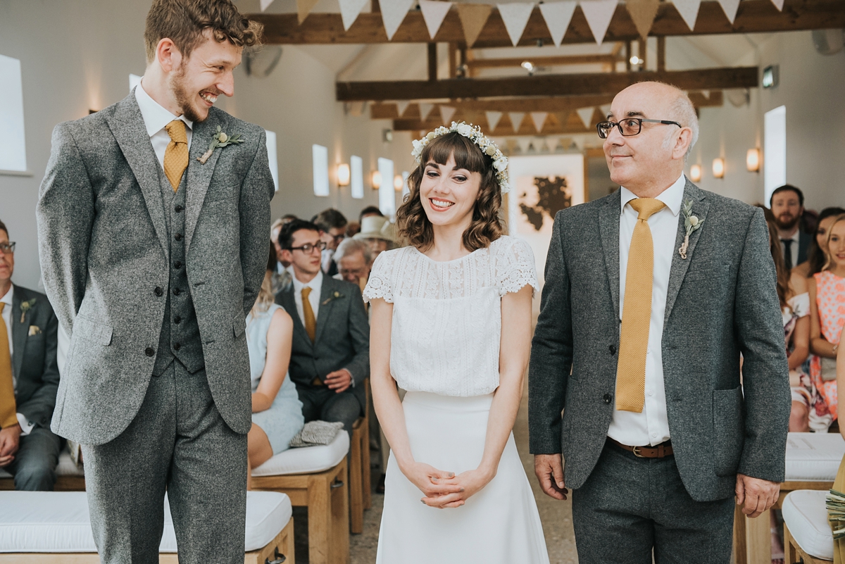 otaduy bride yellow barn wedding 25