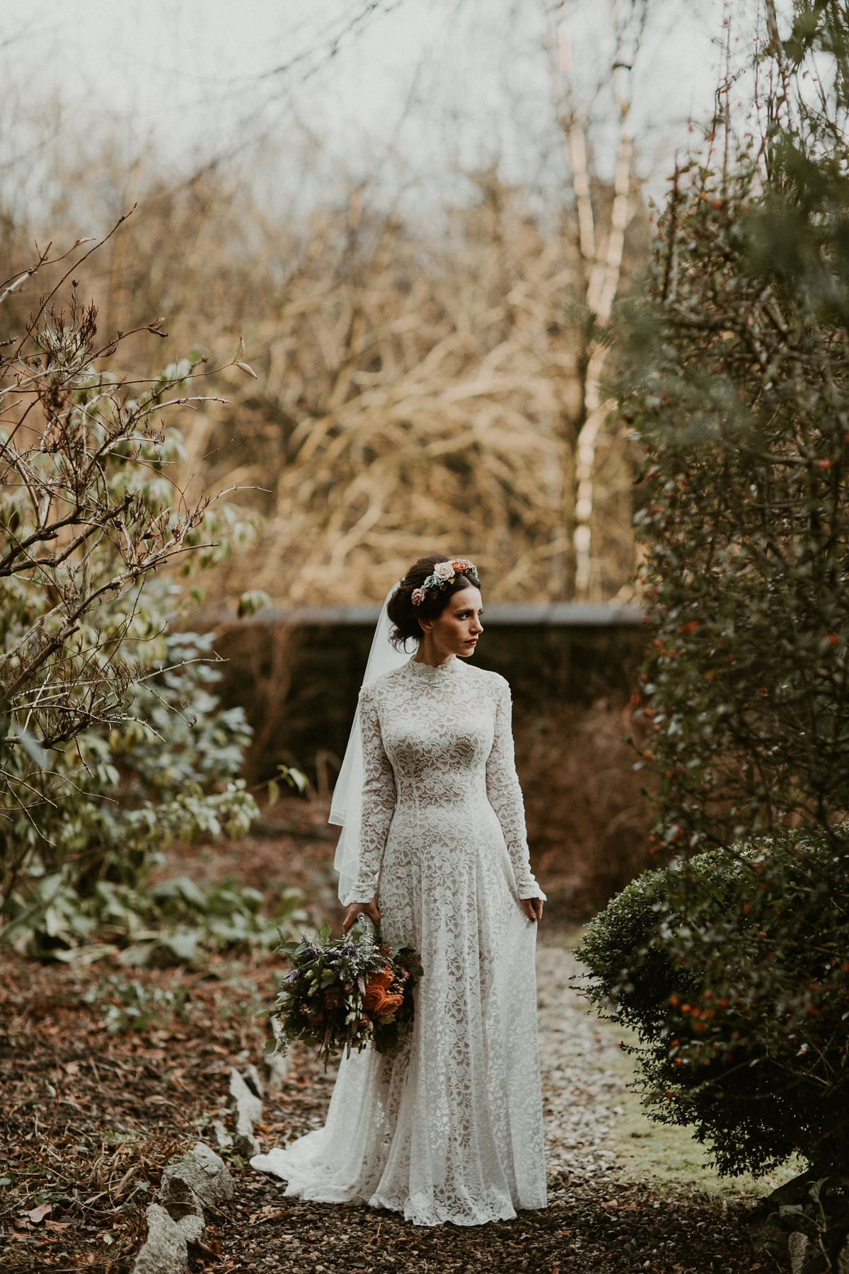 long sleeved wedding dress at home vintage 37