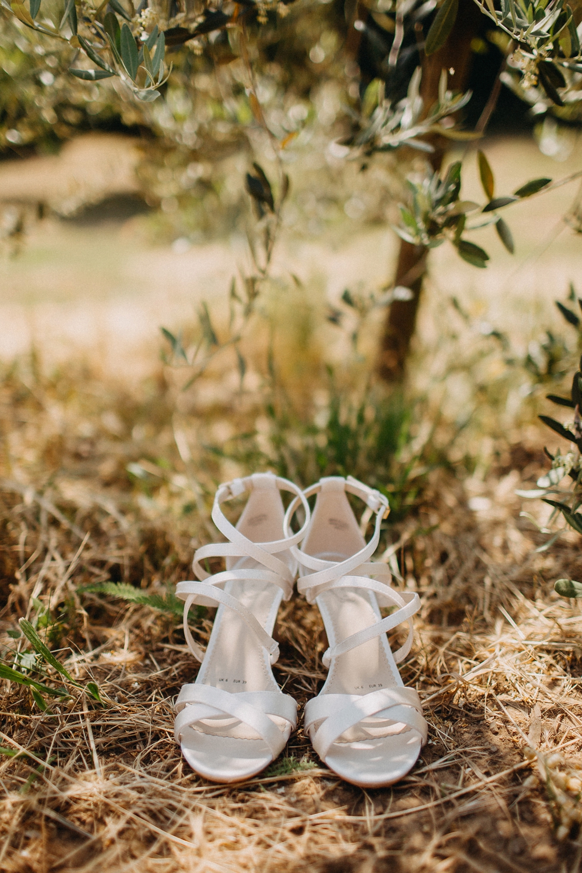 pronovias dolce vita tuscan villa wedding 2