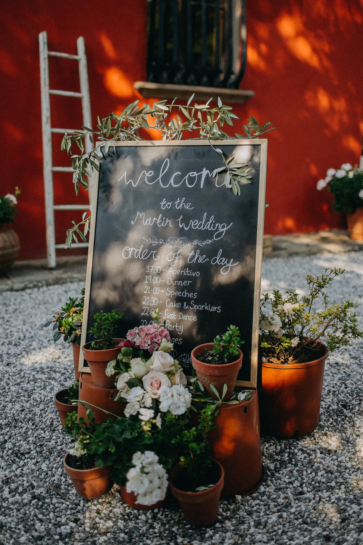 pronovias dolce vita tuscan villa wedding 47