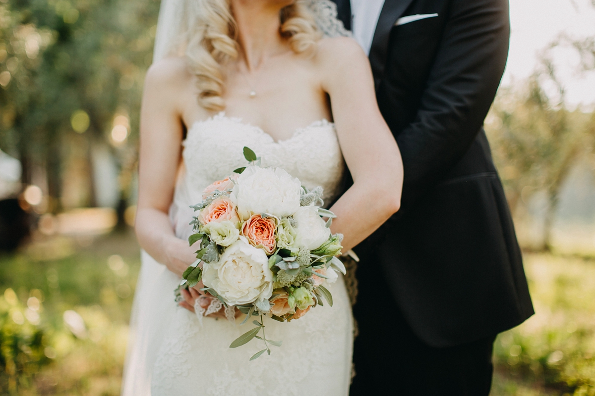 pronovias dolce vita tuscan villa wedding 54