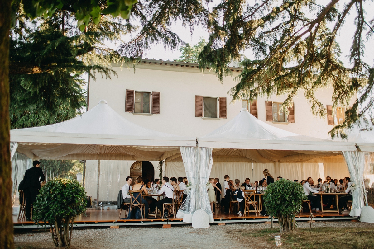 pronovias dolce vita tuscan villa wedding 59