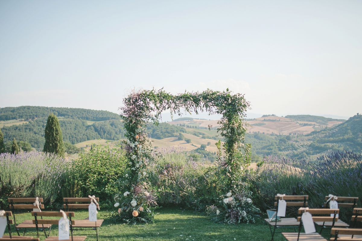 romantic tuscan vineyard wedding 17