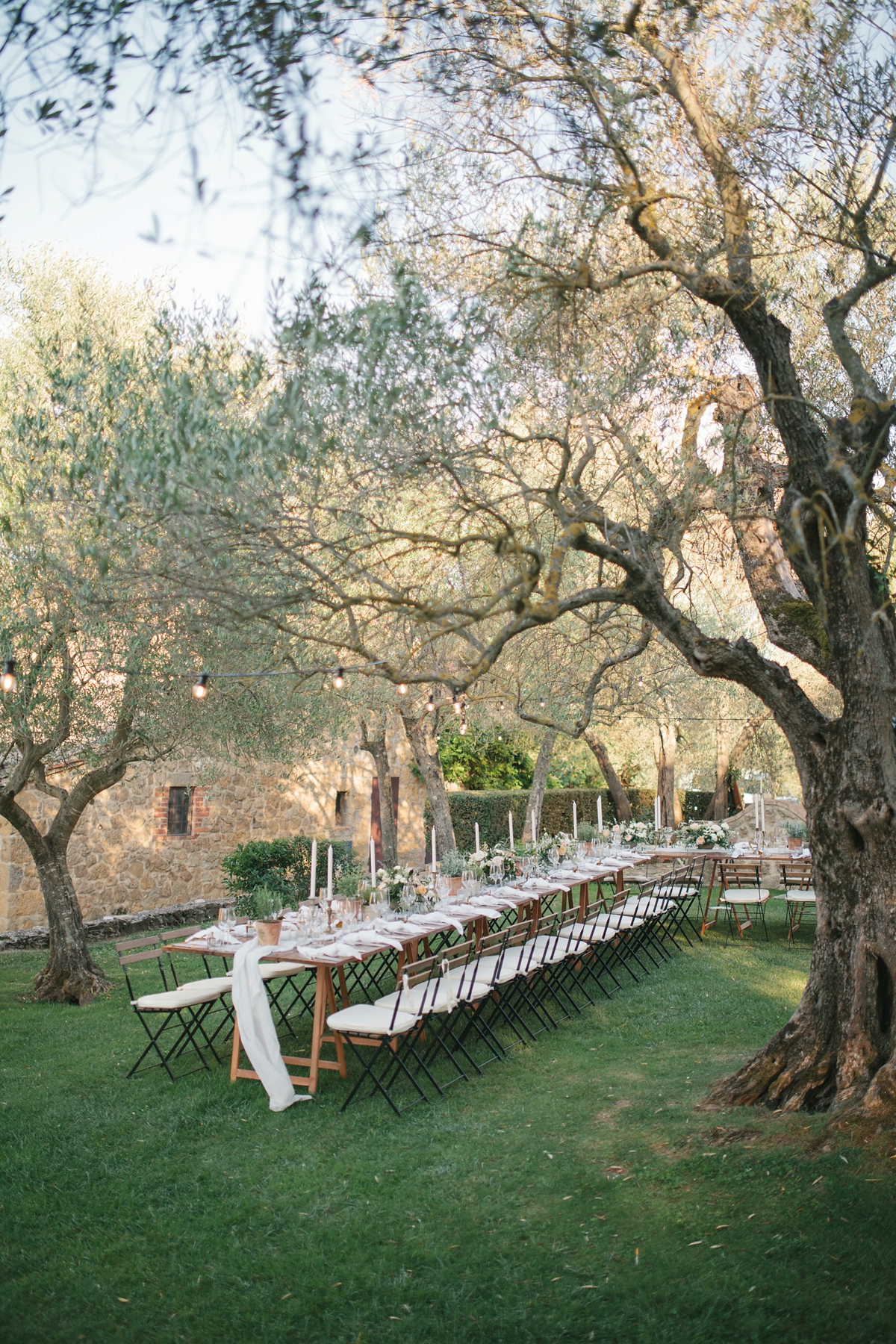 romantic tuscan vineyard wedding 20