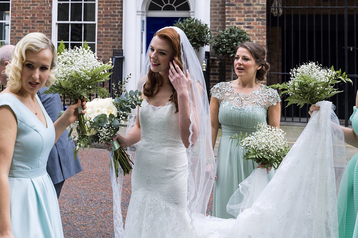 vintage glamour london bride 16