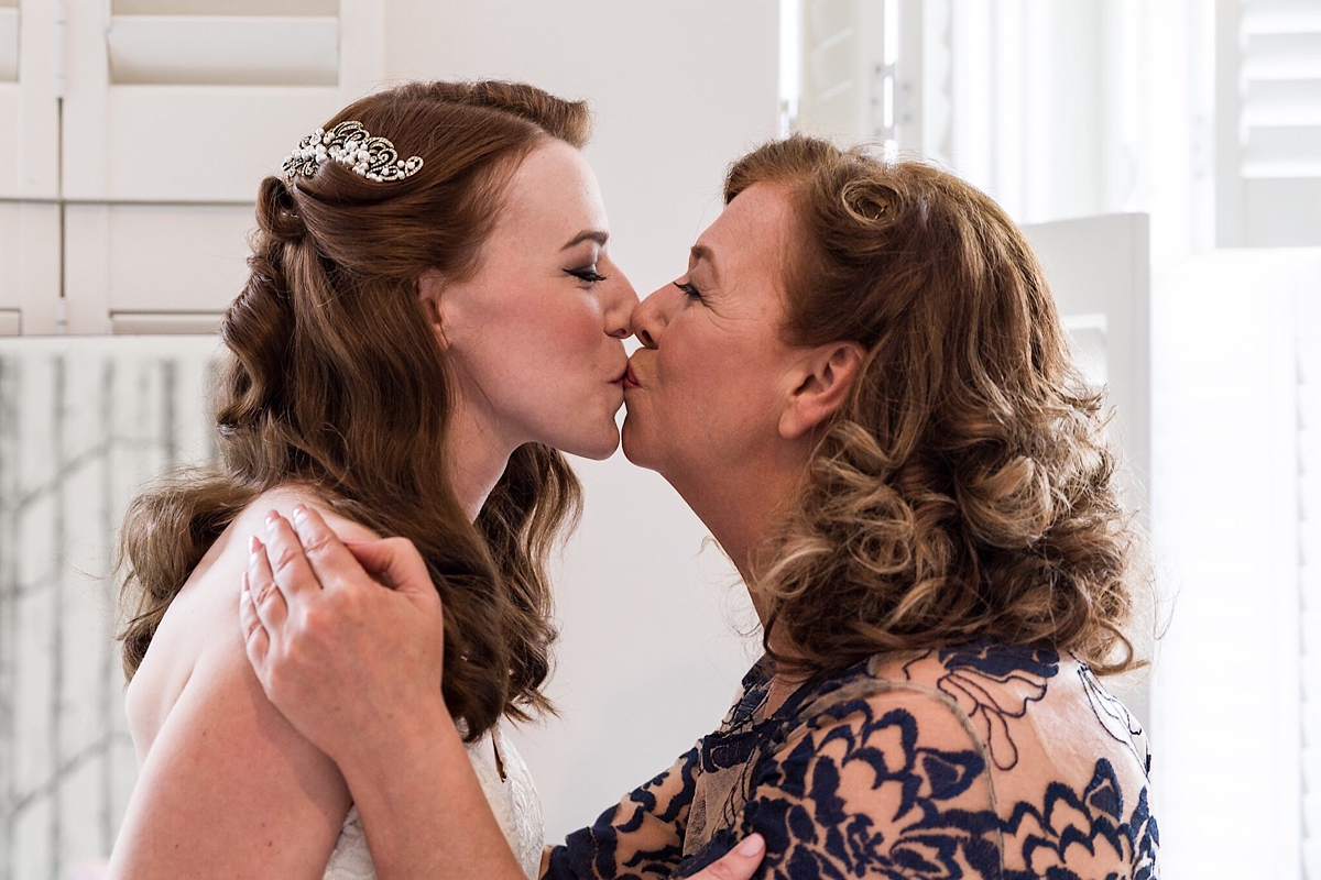 vintage glamour london bride 4