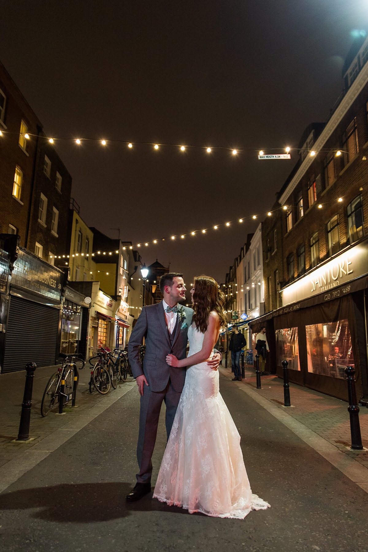 vintage glamour london bride 50