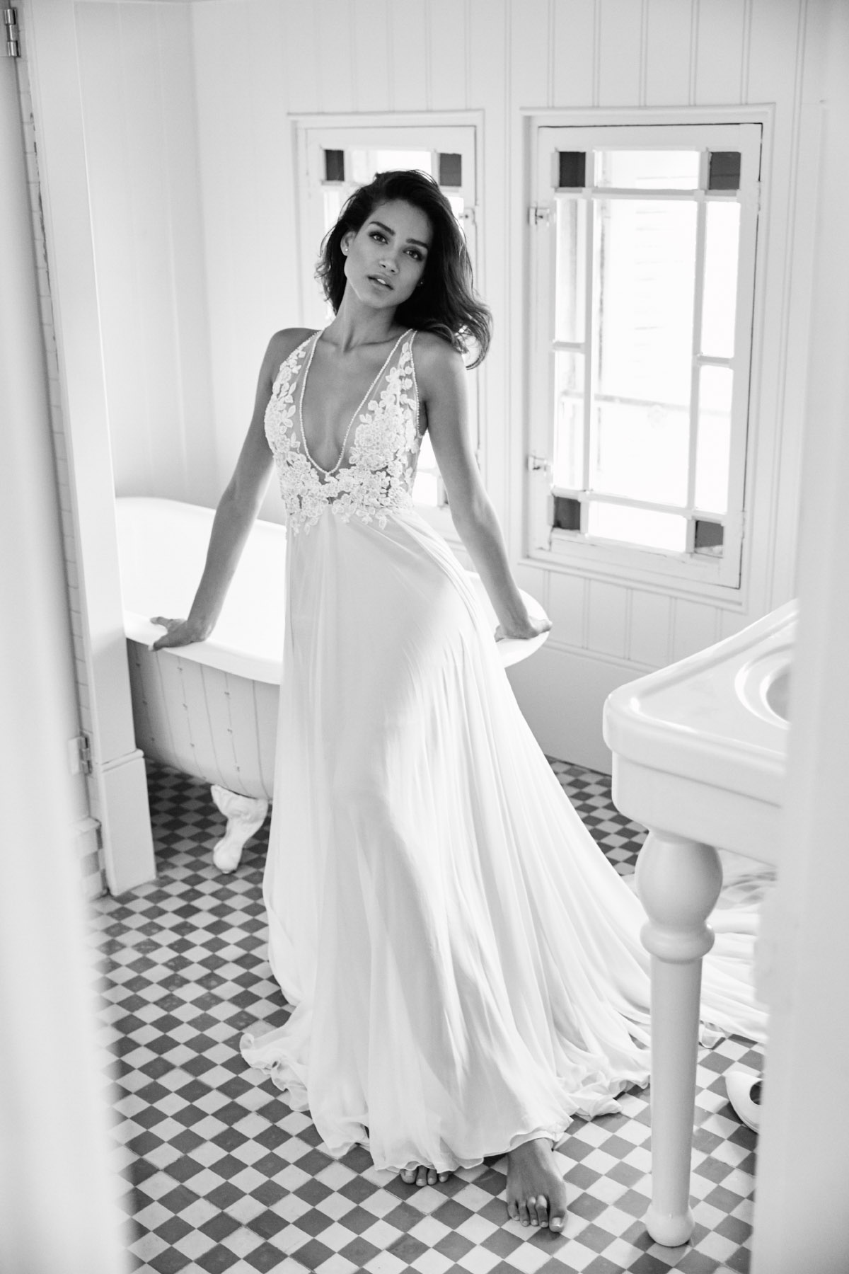 PRONOVIAS RRSS EVELYN 003 RIADA 0879 1 LOWRES sRBG