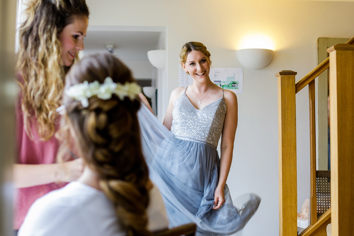 colourful barn wedding 23