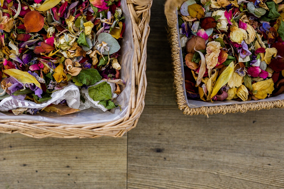 colourful barn wedding 4