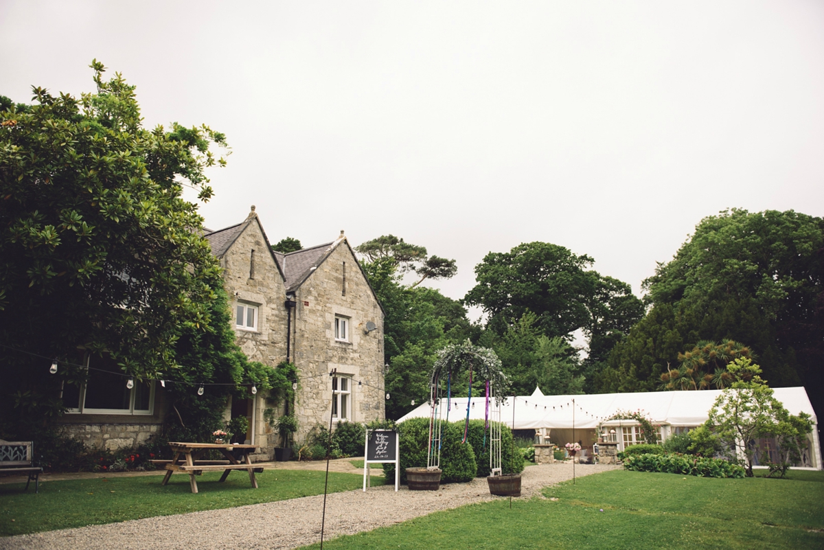 suzanne neville bride garden party wedding 1