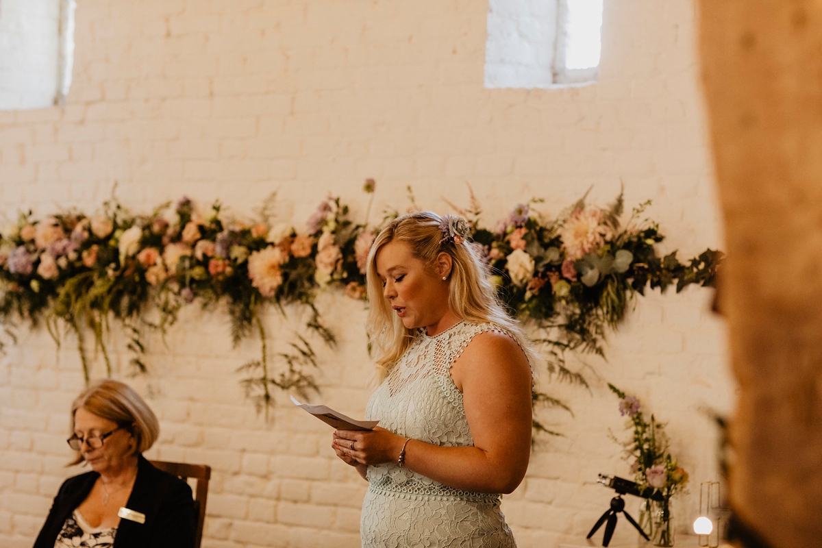 Amanda Wyatt bride barn wedding 32