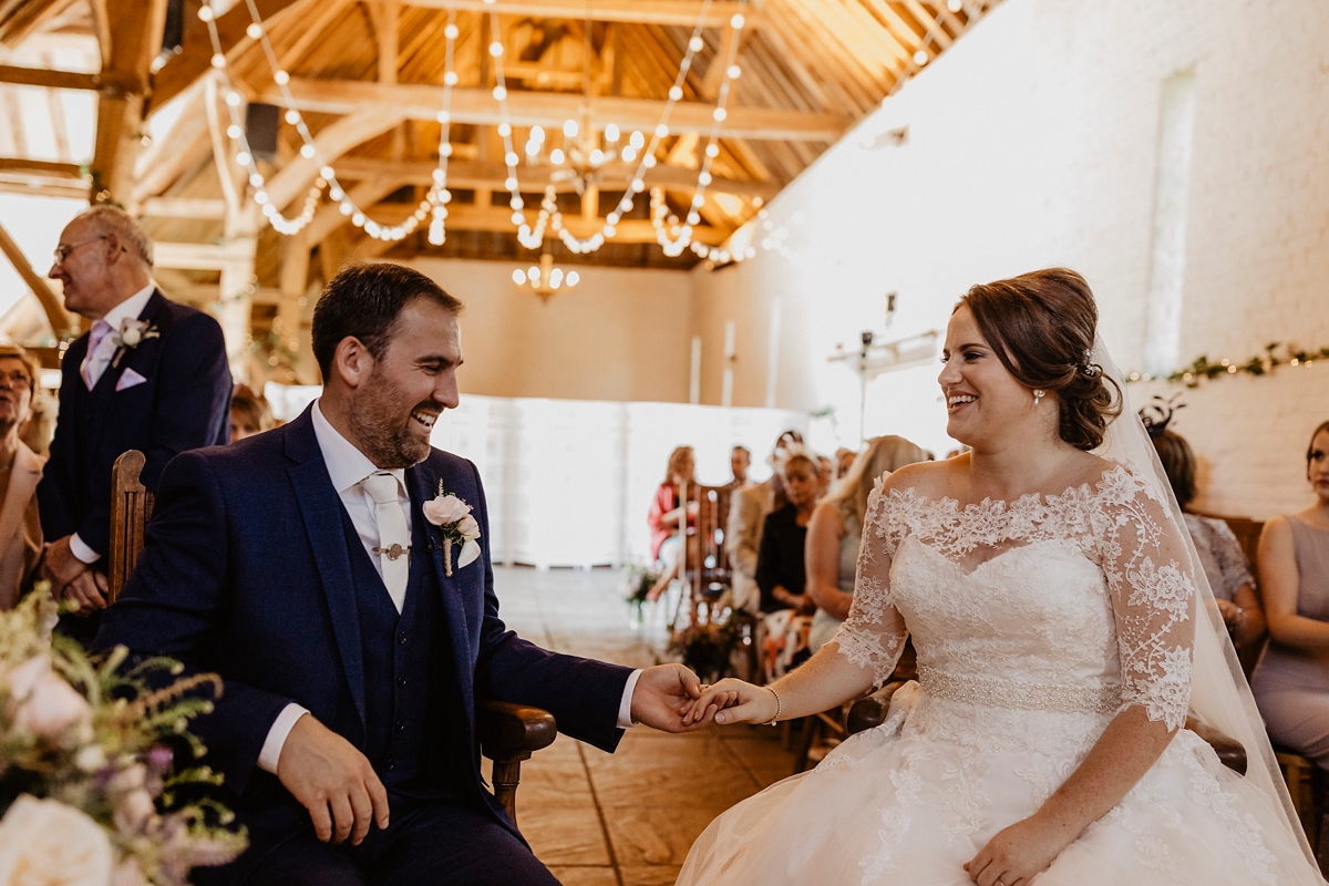 Amanda Wyatt bride barn wedding 35