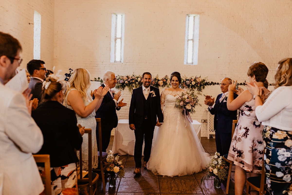 Amanda Wyatt bride barn wedding 36