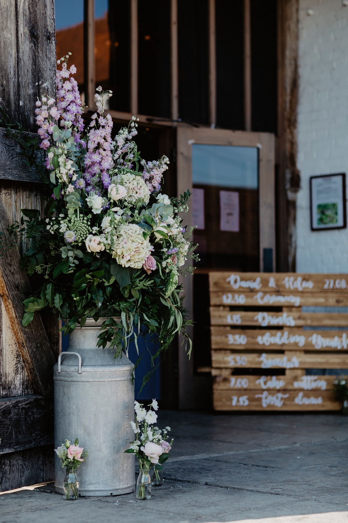 Amanda Wyatt bride barn wedding 50