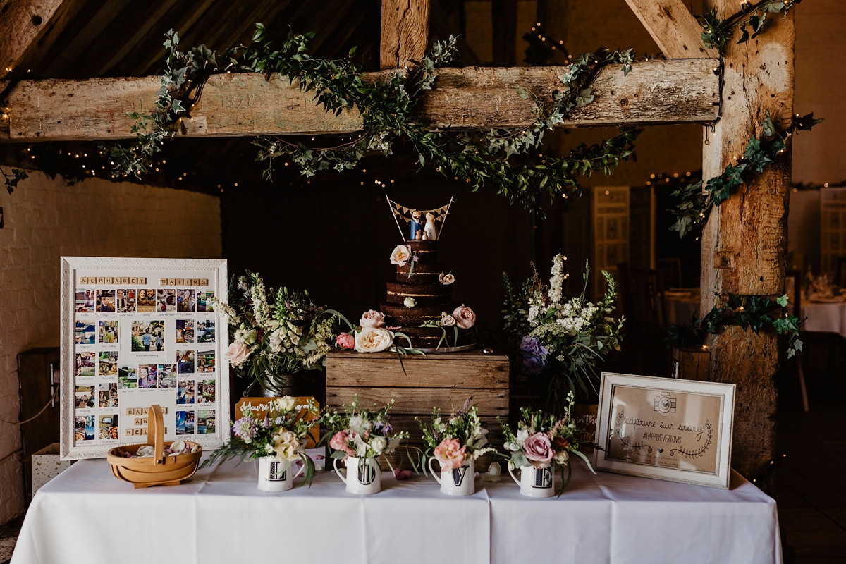 Amanda Wyatt bride barn wedding 51