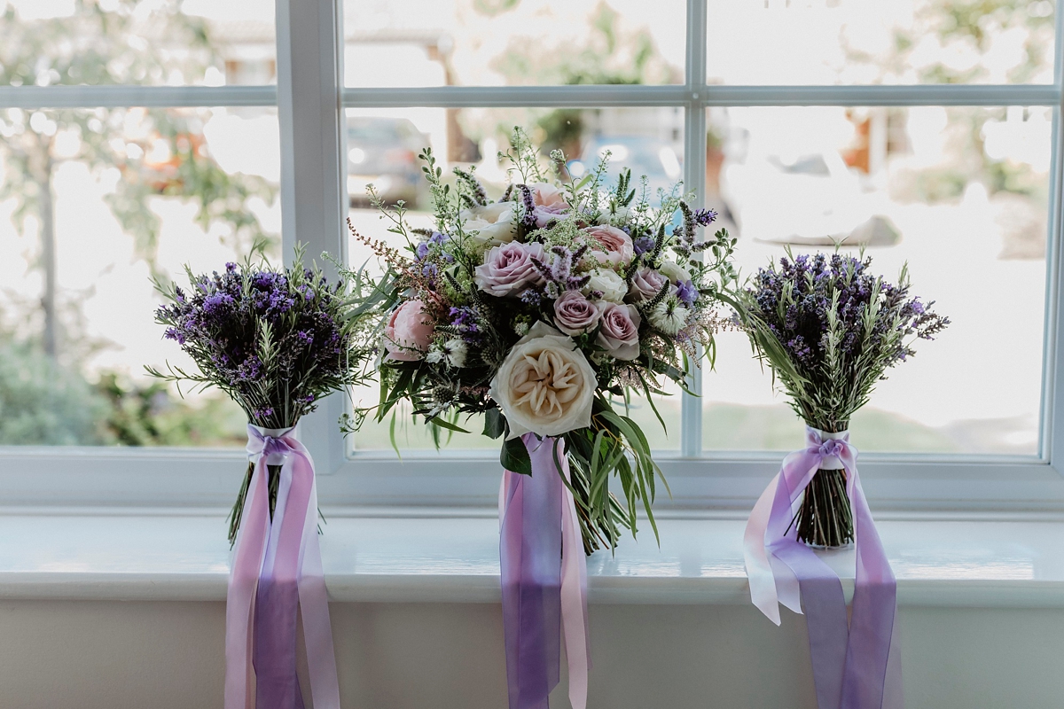 Amanda Wyatt bride barn wedding 7