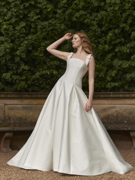 Sassi Holford 2025 bridal collection