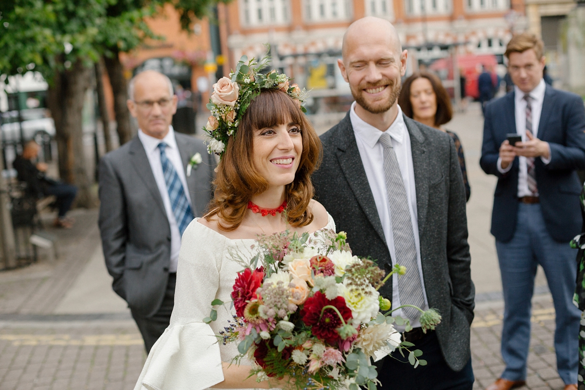 informal modern registry office wedding london 29