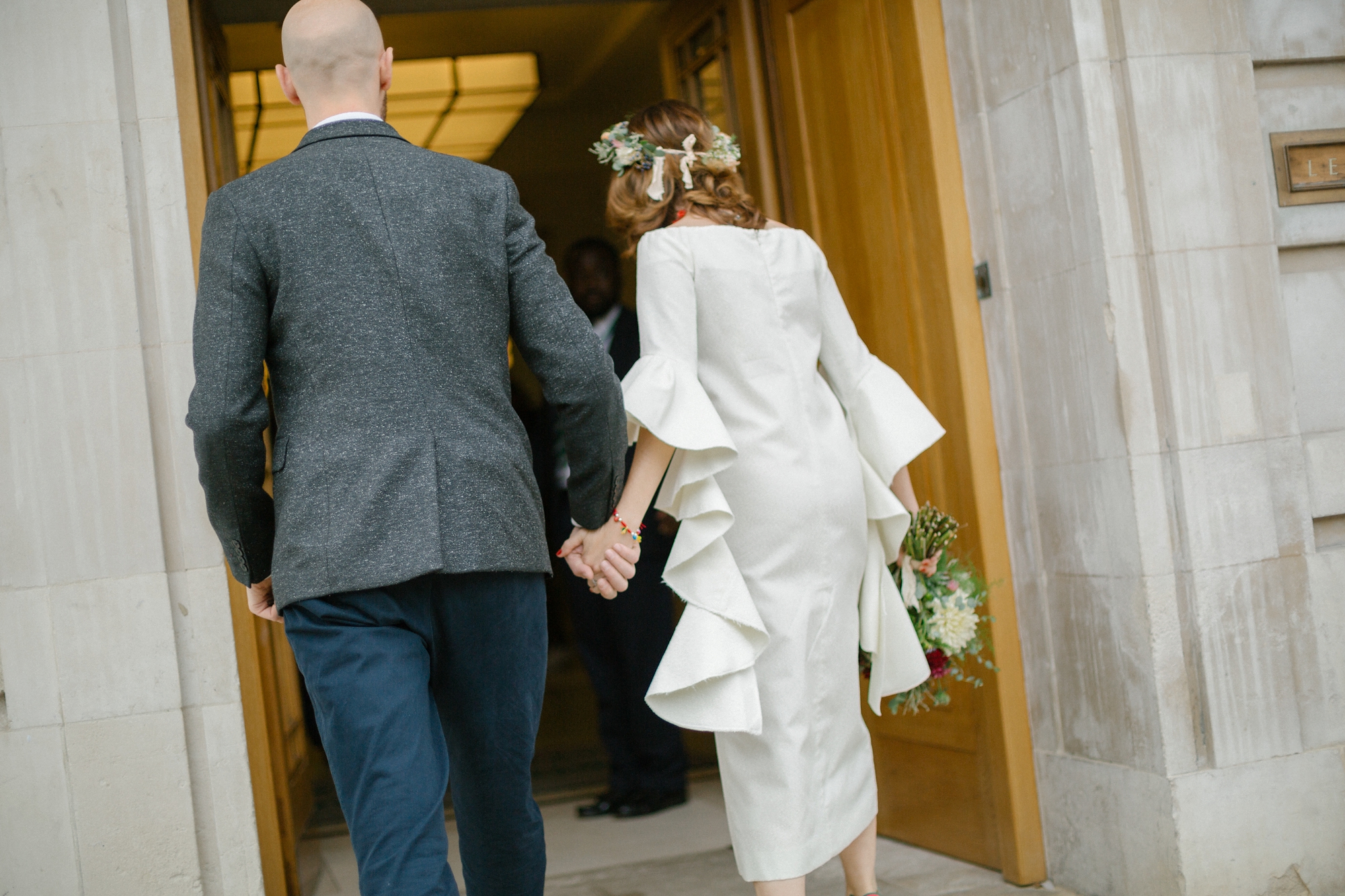 informal modern registry office wedding london 8