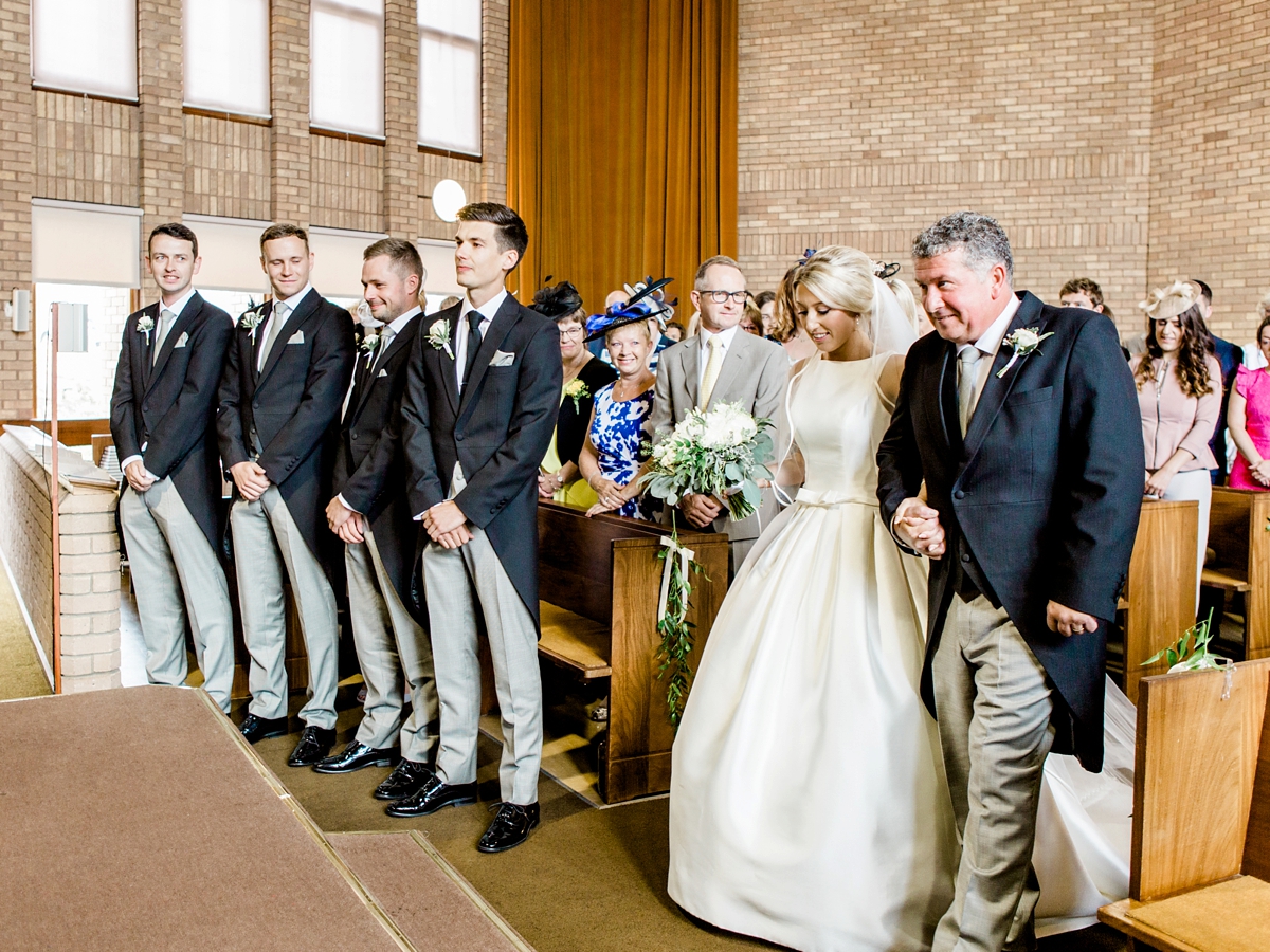 pronovias audrey bride classic elegant english wedding 18