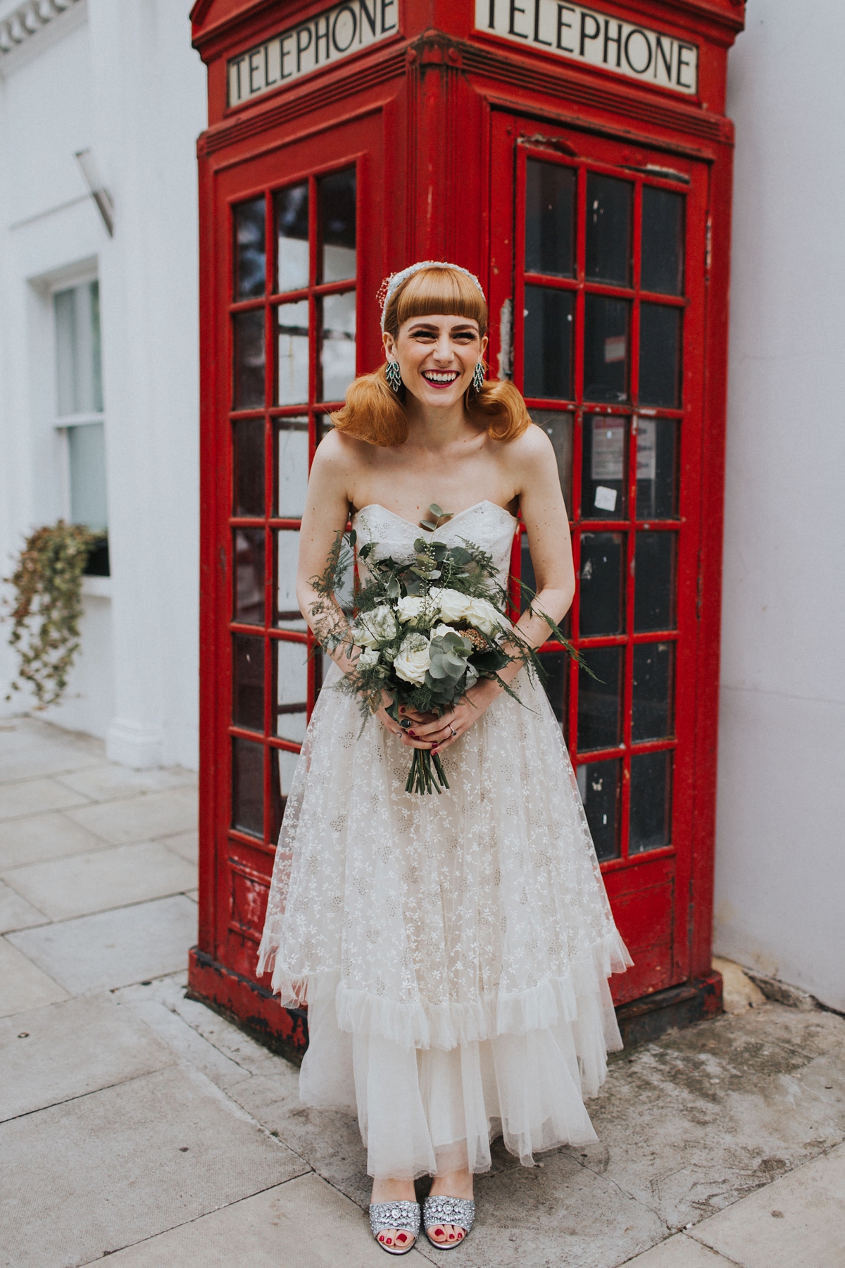 two vintage gowns quirky london wedding 16