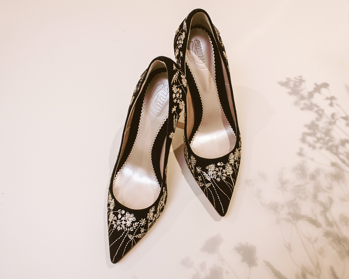 Black wedding shoes with gold embroidered detail. Emmy London.