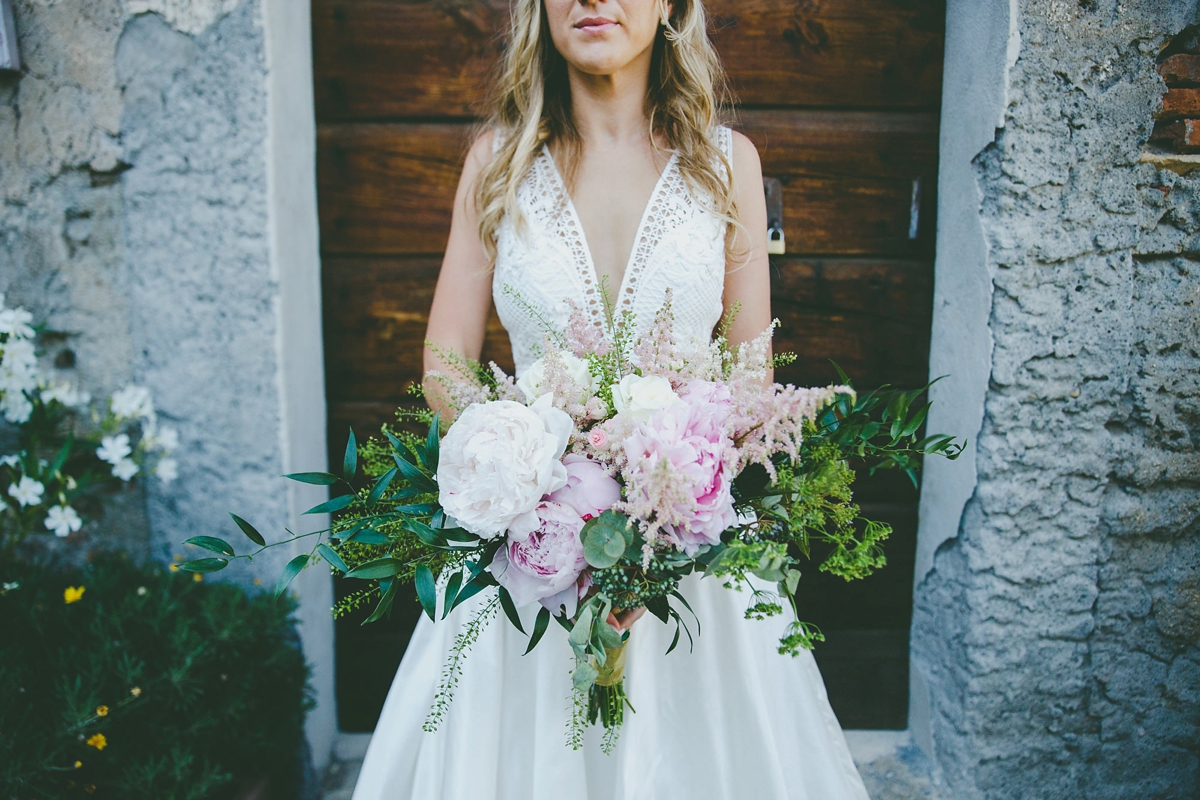 Suzanne Harward bride 29