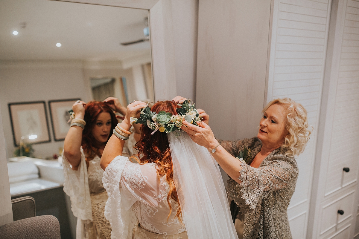 boho 1970s festival wedding 8