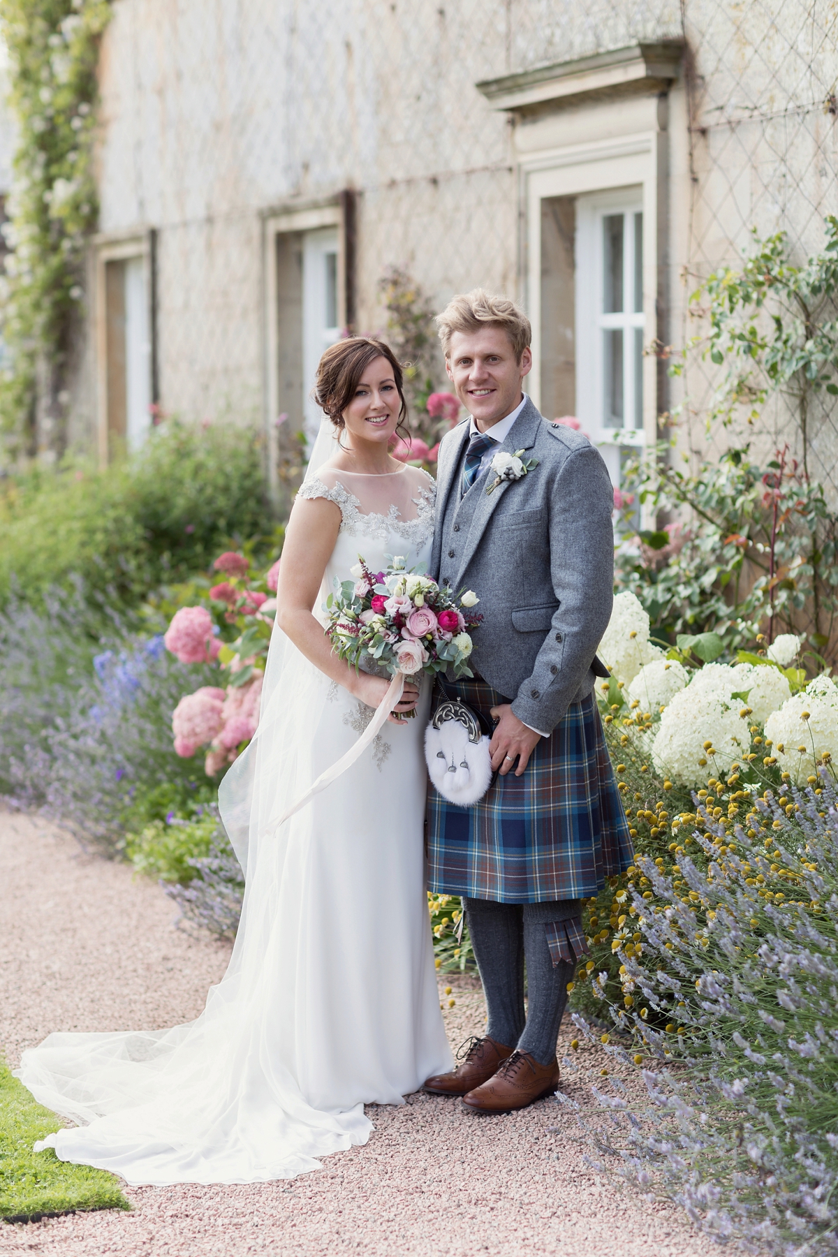 elegant beautiful scottish wedding 18