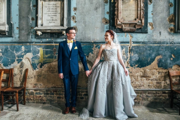 A Grey Wilden Bride Gown for a Fun and Unconventional Modern London Pub Wedding