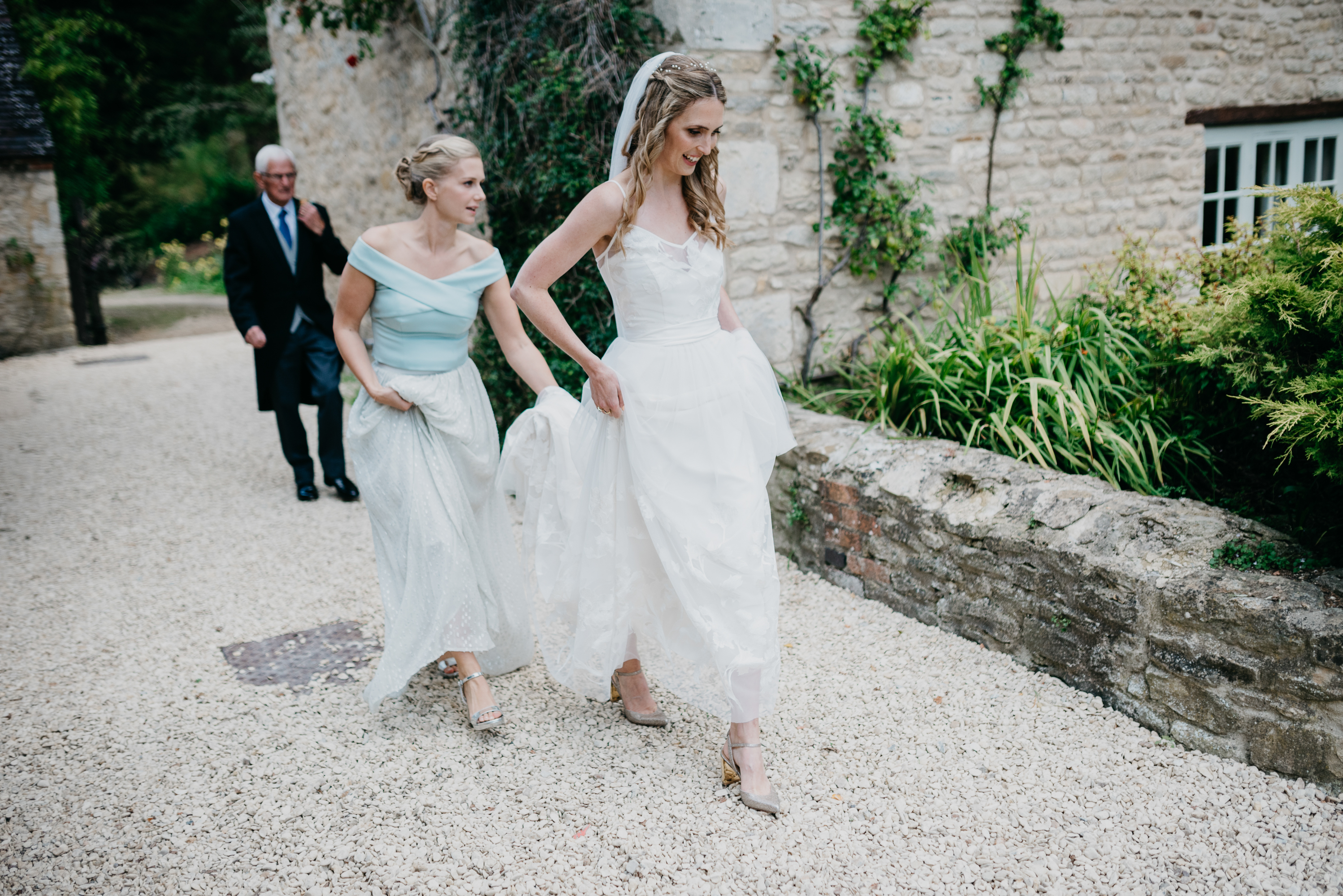 AndrewBrannanPhotography.RebeccaPeter 10 - A Naomi Neoh Dress For An Elegant Marquee Wedding In The Oxfordshire Countryside AndrewBrannanPhotography.RebeccaPeter 10