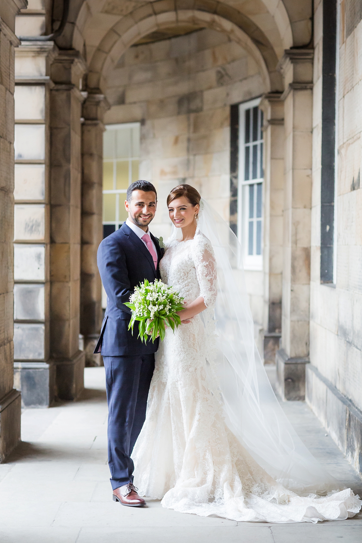 Annasul Y scottish library wedding 20