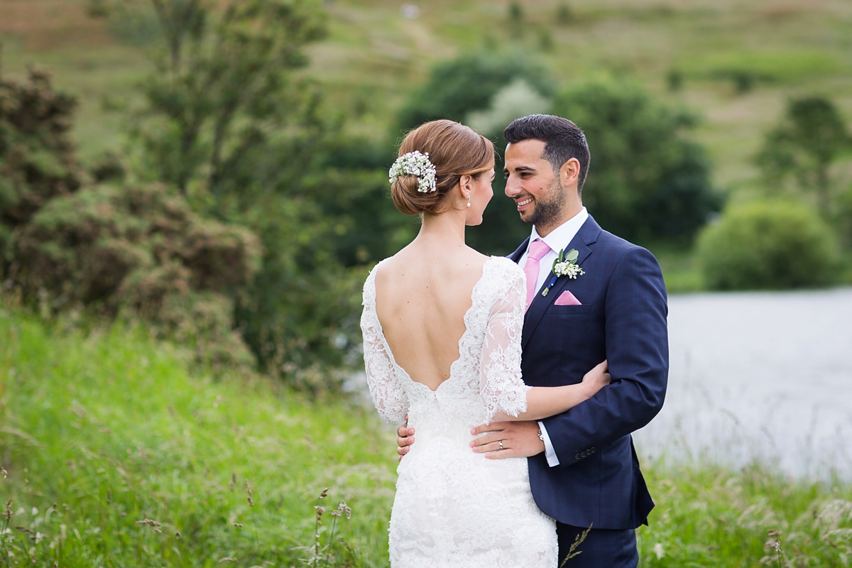 Annasul Y scottish library wedding 23