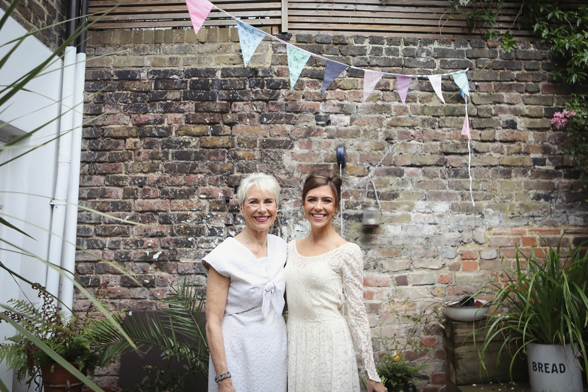 14 A vintage dress and colourful London wedding