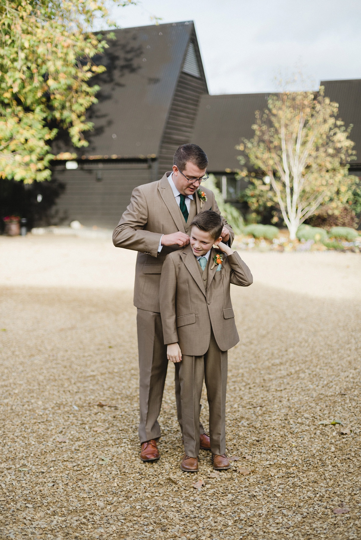 18 Groom in a James Cox Huntington suit